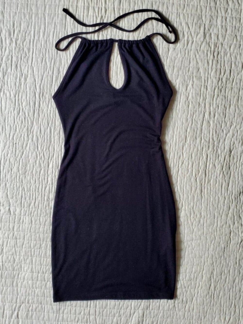 FOREVER 21 KEYHOLE DRESS SIZE S BLACK BODYCON HALTER STYLE GREAT CONDITION
